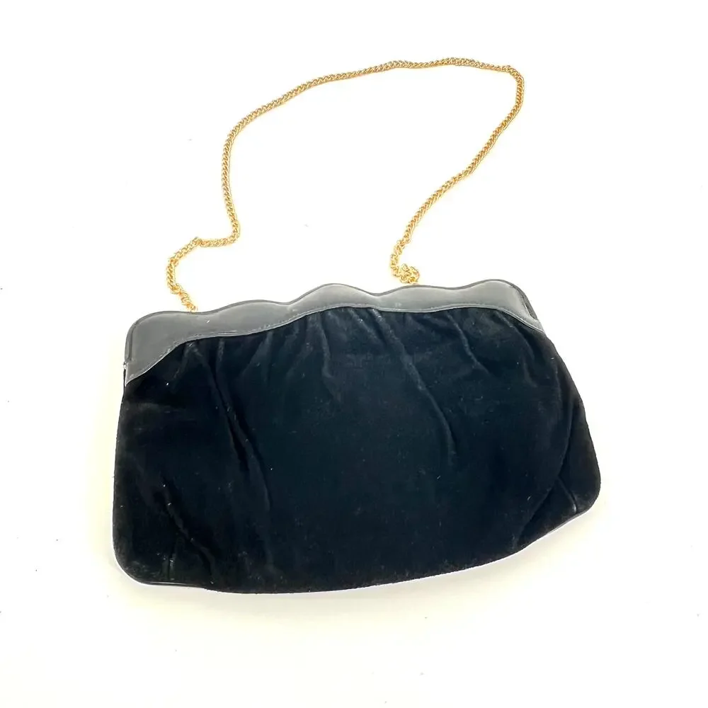 vintage 1970's mixed material scallop edge chain strap black suede handbag purse